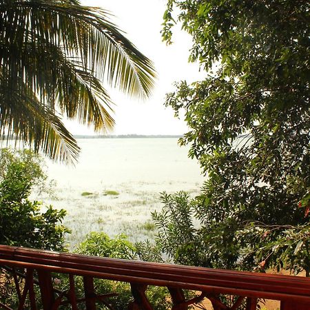 Wila Safari Hotel Tissamaharama Luaran gambar