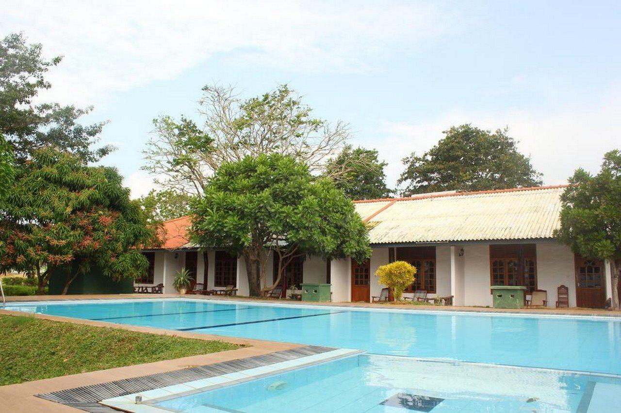 Wila Safari Hotel Tissamaharama Luaran gambar