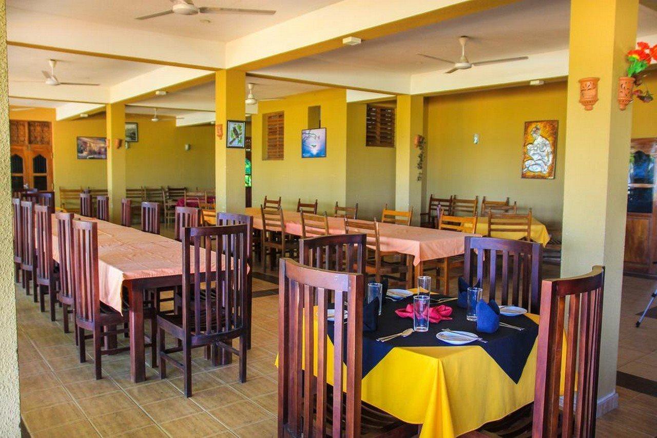 Wila Safari Hotel Tissamaharama Luaran gambar